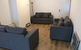 The Dartford Five Bedrooms Attractive House